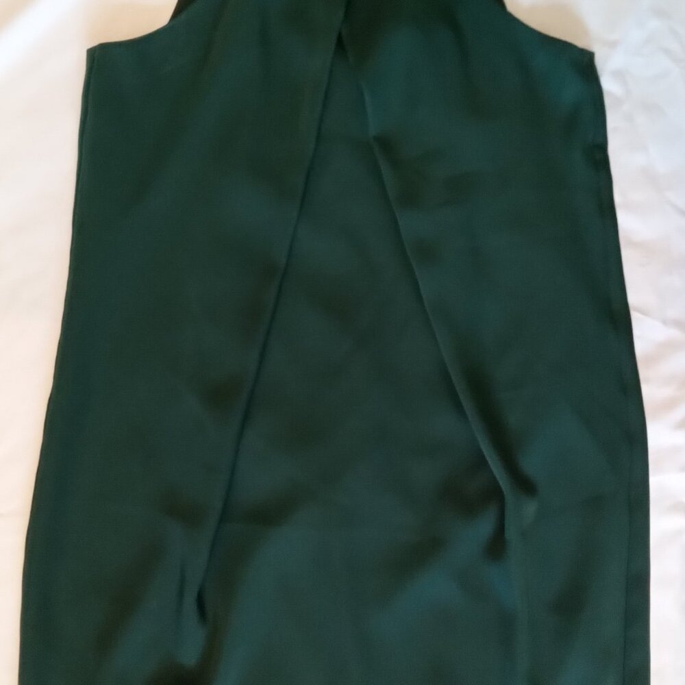 Trina Turk sleevless dress, green, size 8.